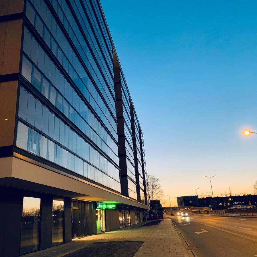 Warsaw Inside Business Centre Apartment Luaran gambar