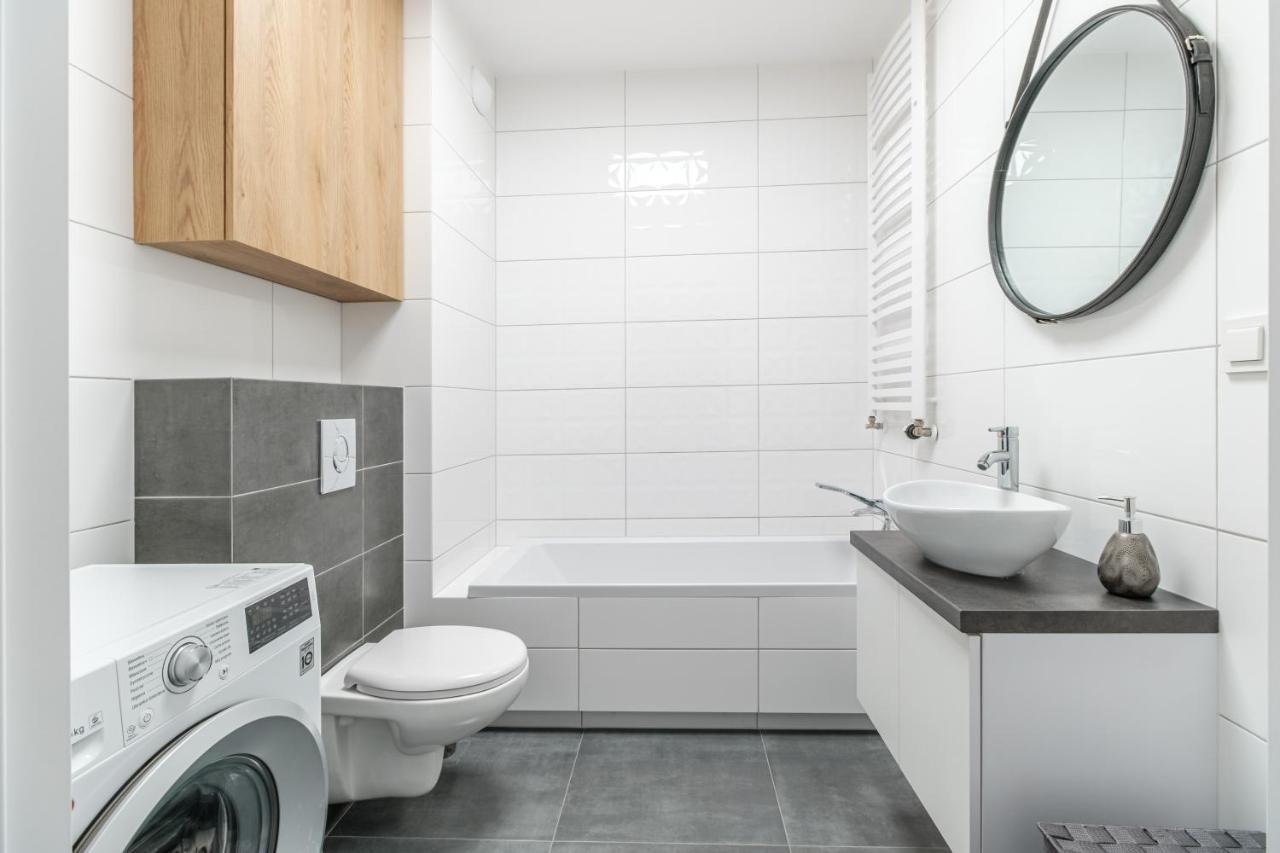 Warsaw Inside Business Centre Apartment Luaran gambar