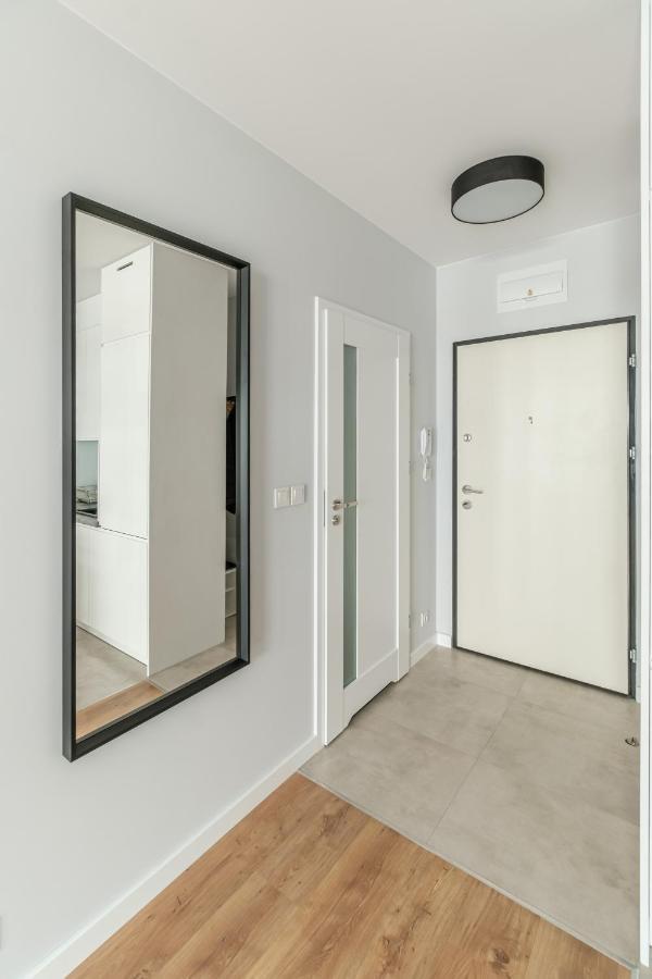 Warsaw Inside Business Centre Apartment Luaran gambar
