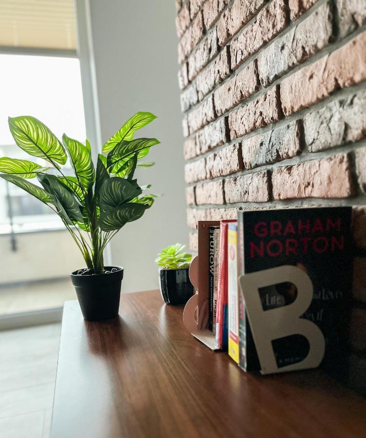Warsaw Inside Business Centre Apartment Luaran gambar